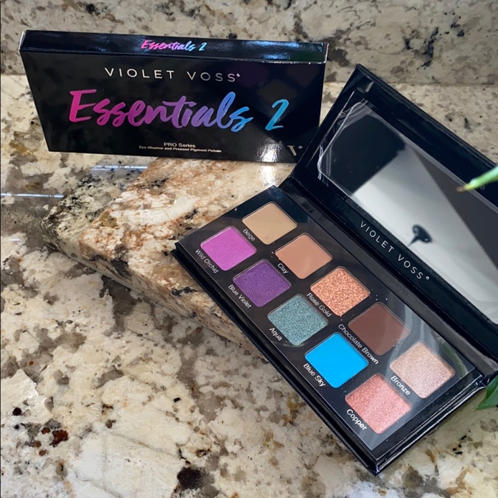 Violet Voss Essentials 2 🎨